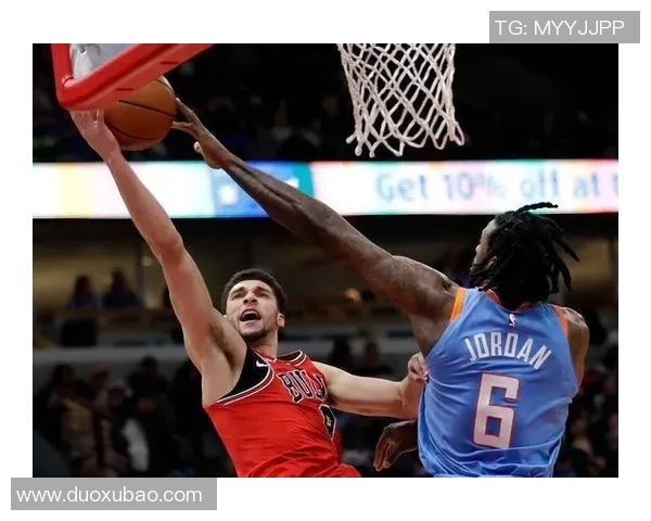 扎克拉文的篮球之路：从新秀到全明星的辉煌历程与成长故事